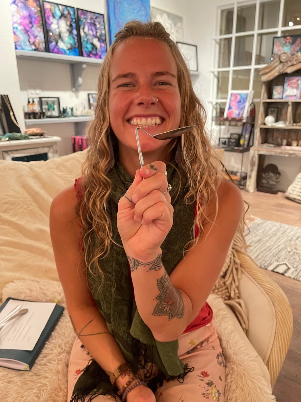 Spoon Bending — image 1