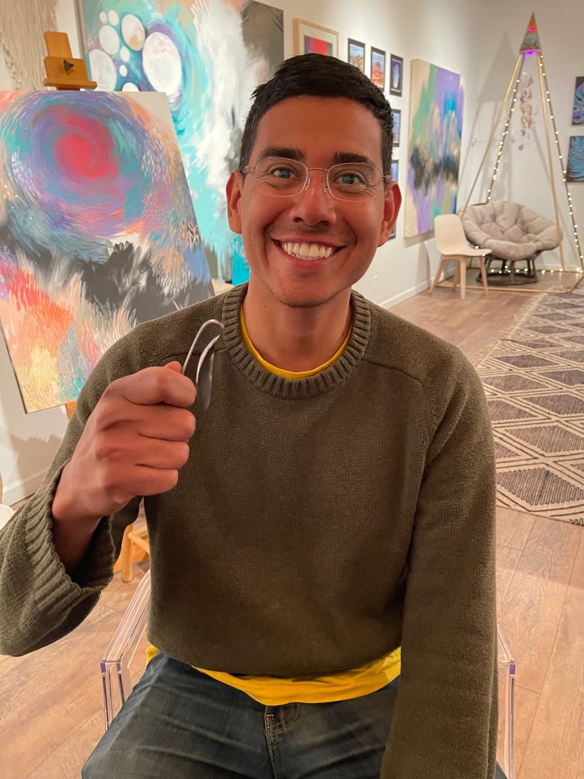 Spoon Bending — image 9