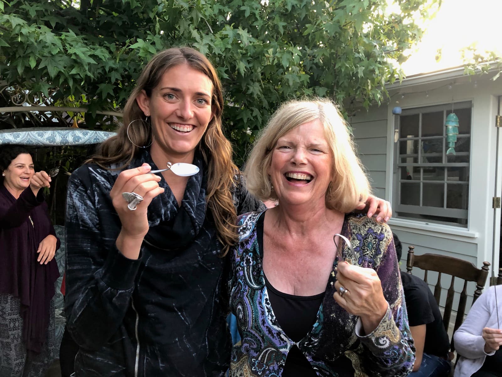 Spoon Bending — image 11