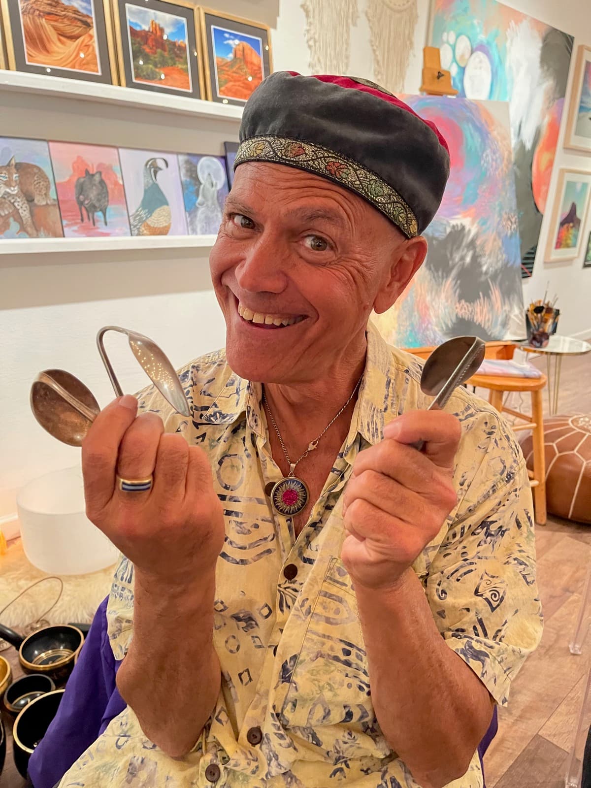 Spoon Bending — image 14
