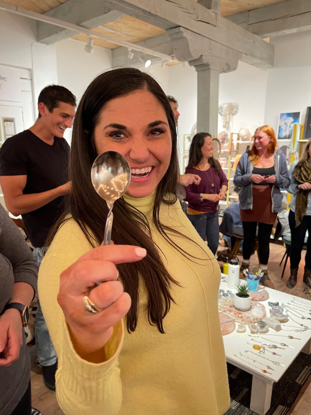 Spoon Bending — image 15